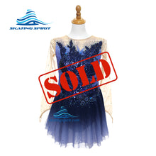 Load image into Gallery viewer, Ready-to-Ship Dress 145.34 (Torso 136-148cm)