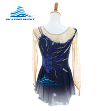 Load image into Gallery viewer, Ready-to-Ship Dress 145.42 (Torso 126-138cm)