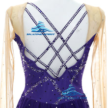 Load image into Gallery viewer, Ready-to-Ship Dress 145.43 (Torso 128-140cm)