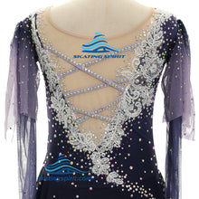 Load image into Gallery viewer, Ready-to-Ship Dress 145.46 (Torso 122-134cm)