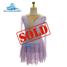 Load image into Gallery viewer, Ready-to-Ship Dress 145.48 (Torso 124-136cm)