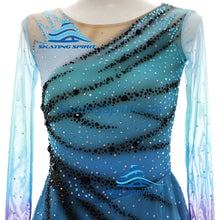 Load image into Gallery viewer, Ready-to-Ship Dress 145.54 (Torso 122-134cm)