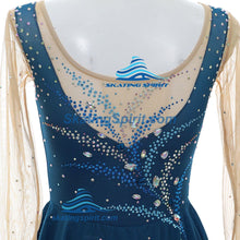 Load image into Gallery viewer, Ready-to-Ship Dress 145.60 (Torso 128-138cm)