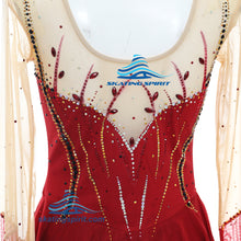 Load image into Gallery viewer, Ready-to-Ship Dress 155.17 (Torso 132-144cm)