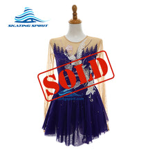 Load image into Gallery viewer, Ready-to-Ship Dress 155.22 (Torso 134-146cm)