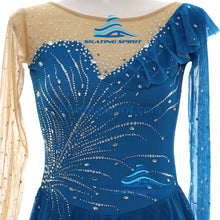 Load image into Gallery viewer, Ready-to-Ship Dress 155.23 (Torso 132-144cm)