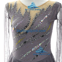 Load image into Gallery viewer, Ready-to-Ship Dress 155.30 (Torso 130-142cm)