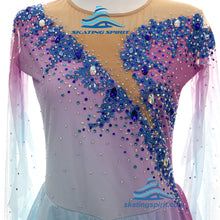 Load image into Gallery viewer, Ready-to-Ship Dress 160.09 (Torso 140-152cm)