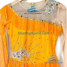 Load image into Gallery viewer, Ready-to-Ship Dress 160.19 (Torso 146-156cm)